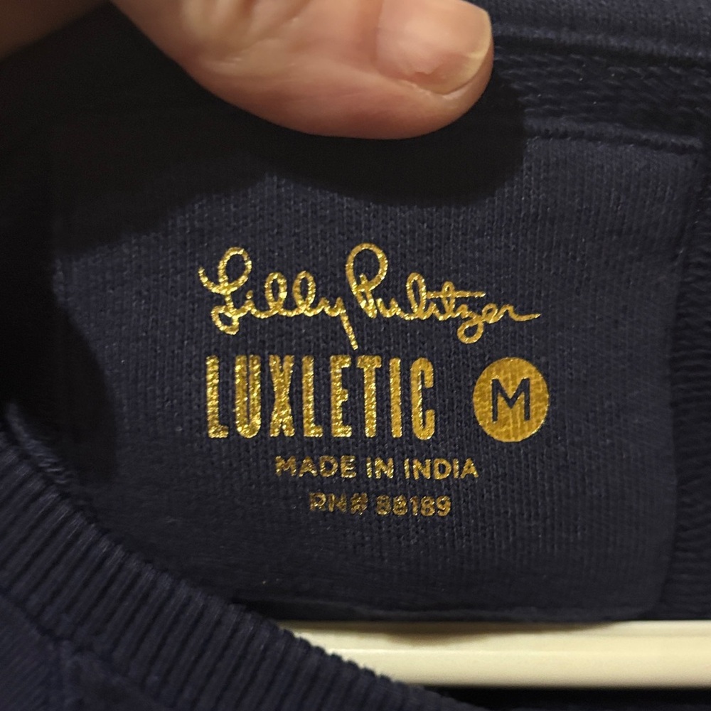 Lilly Pulitzer Luxletic Deep Blue Top - Picture 6 of 7